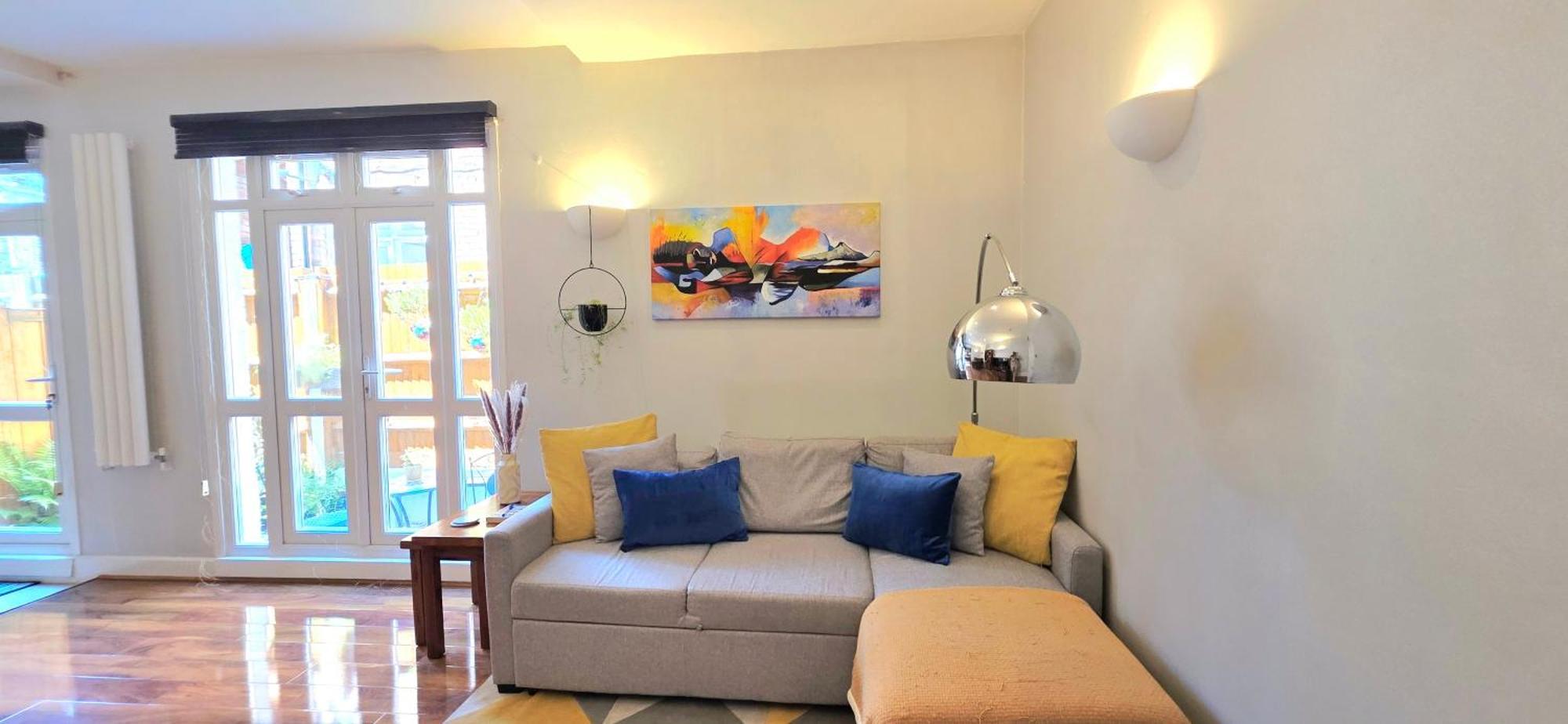 The Cozy Lambeth